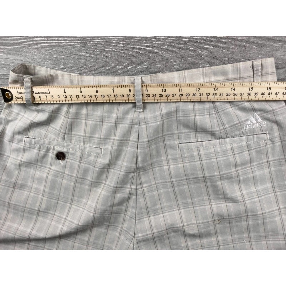 Adidas Shorts Mens 32 Tan Plaid Casual Summer Outdoors Sports Golf Logo Men - Picture 4 of 9